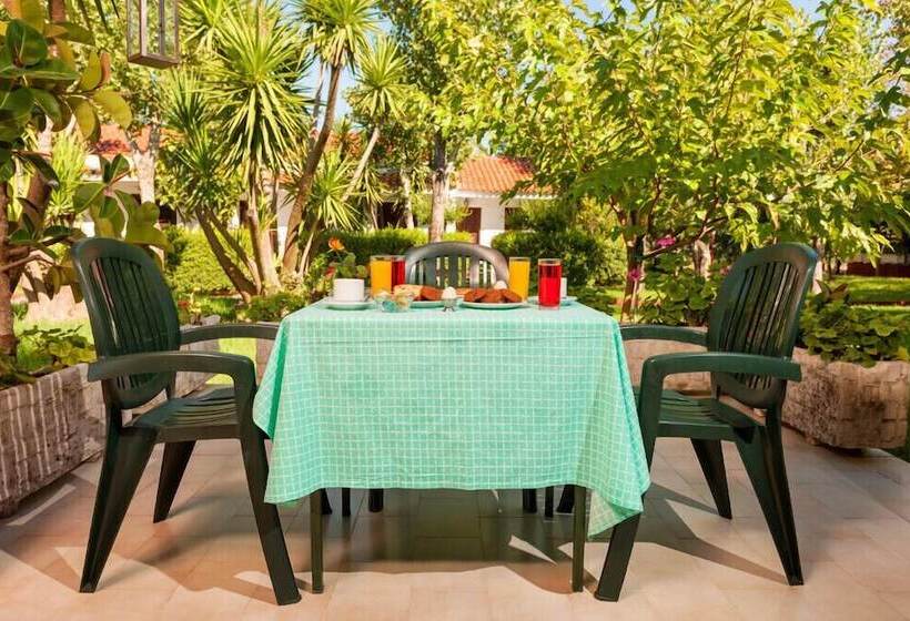 هتل Alykes Park Bungalows