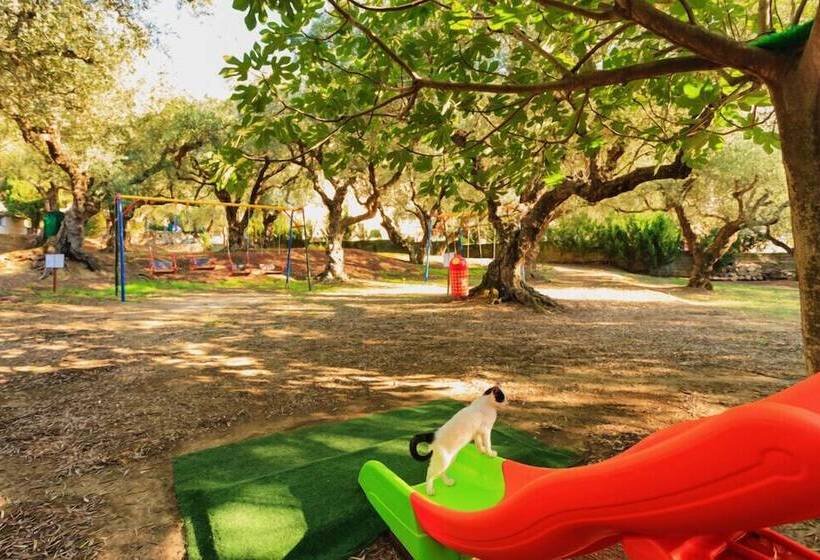 هتل Alykes Park Bungalows