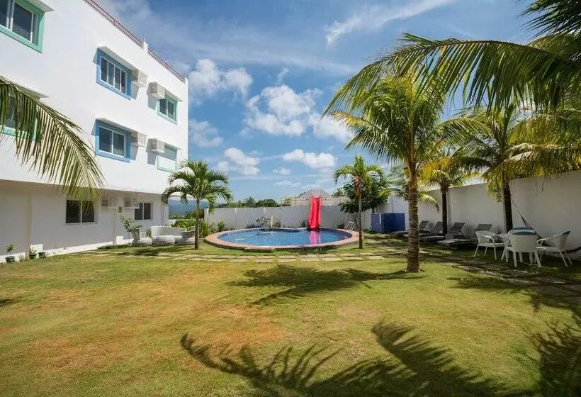 ホテル Boracay Coco English Resort