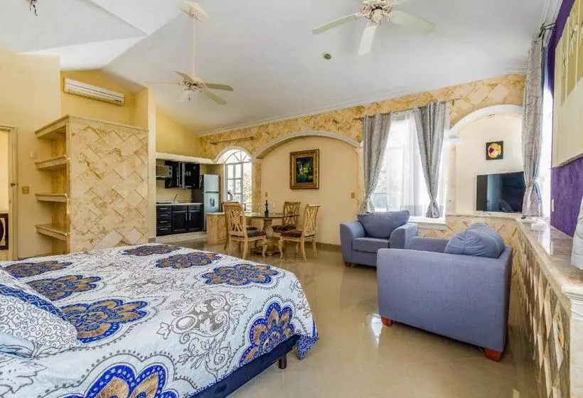 Hotelli Casona Del Sol