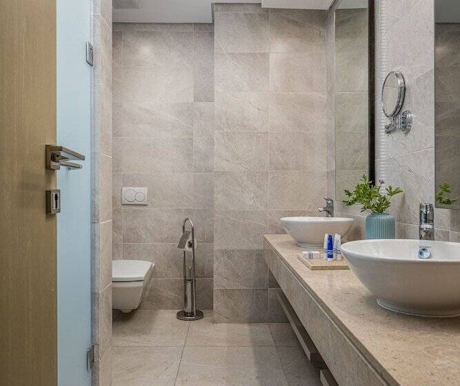 The G Hotel Seashell