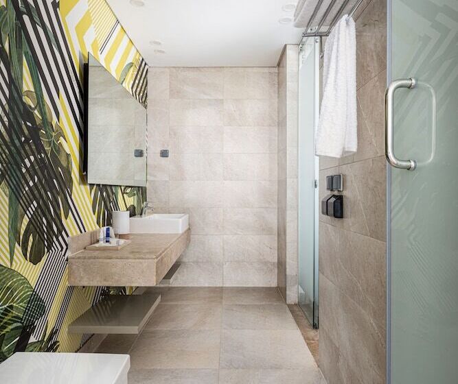 The G Hotel Seashell