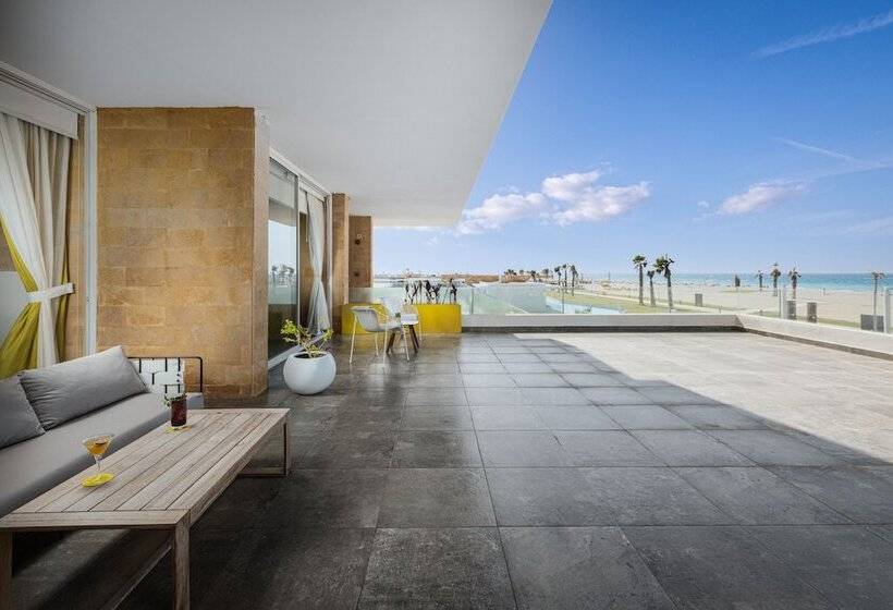 The G Hotel Seashell