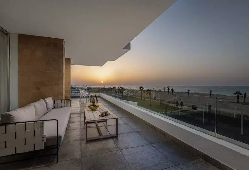 The G Hotel Seashell