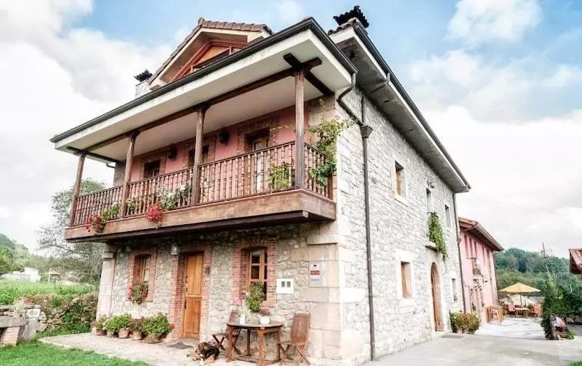 El Campo De Petra  Hostel