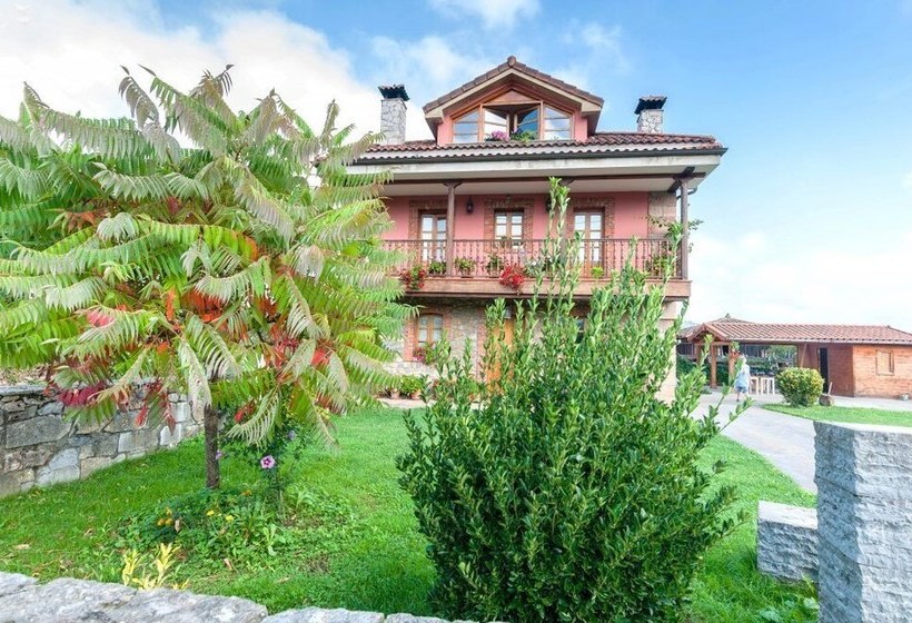 El Campo De Petra  Hostel