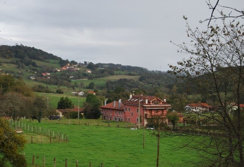 El Campo De Petra  Hostel