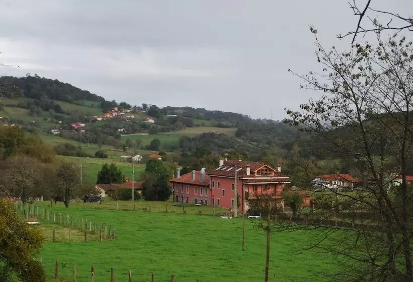 El Campo De Petra  Hostel