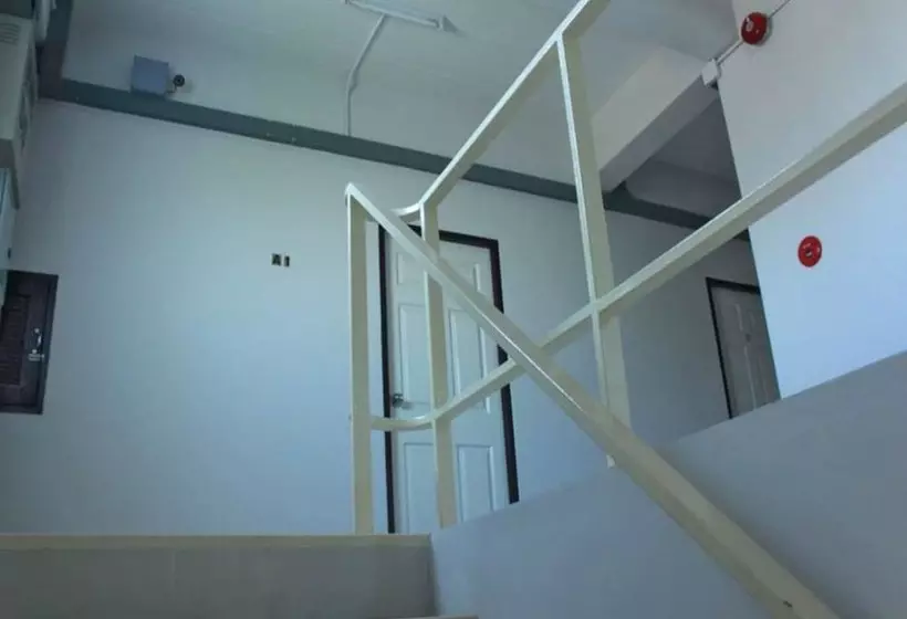 هتل Sinsupatakul Apartment