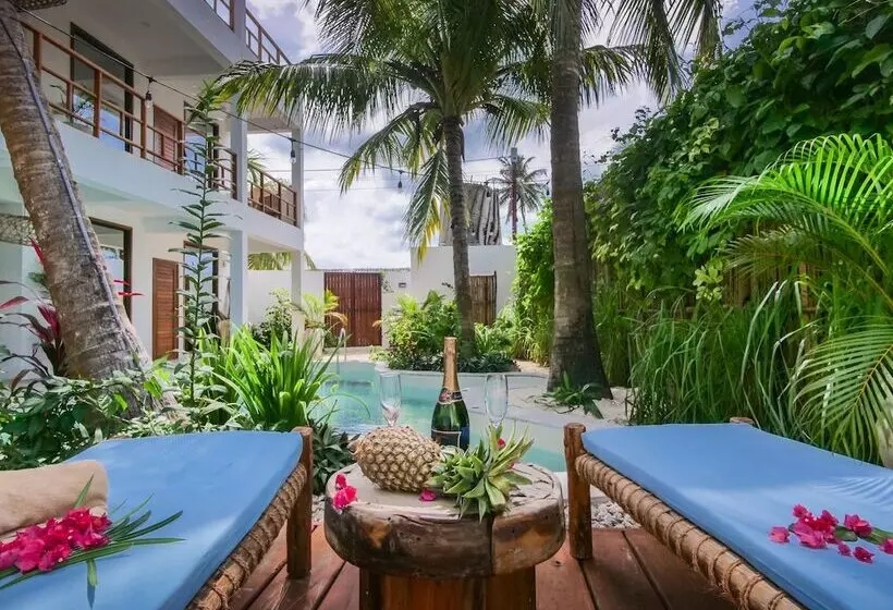 Aamiaismajoitus (B&B) Uvivu By Jambiani Villas