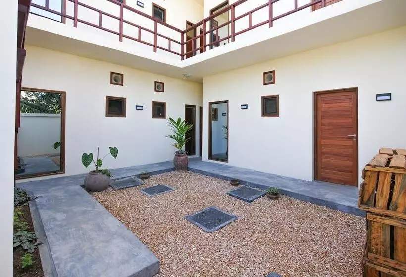 Aamiaismajoitus (B&B) Uvivu By Jambiani Villas