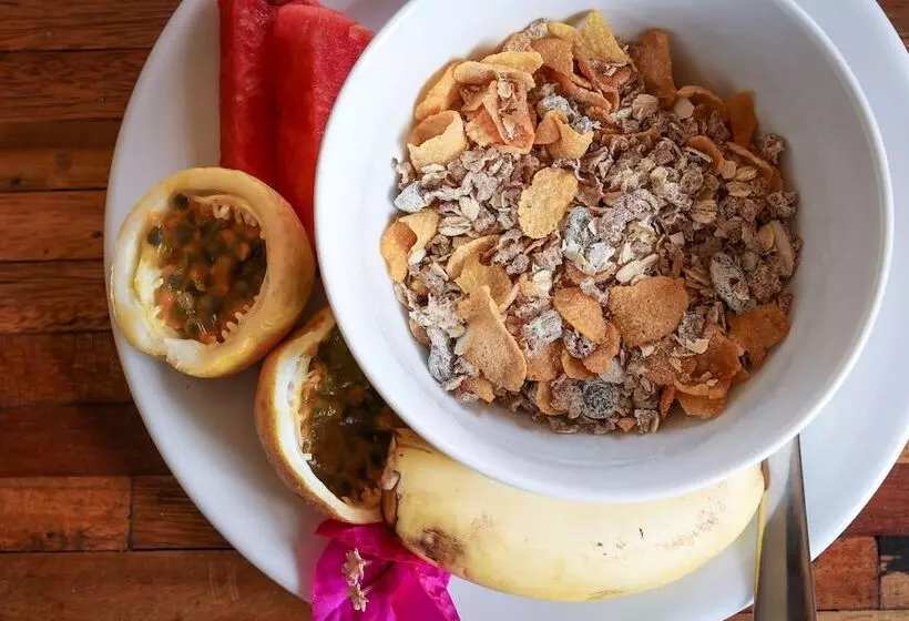 Aamiaismajoitus (B&B) Uvivu By Jambiani Villas