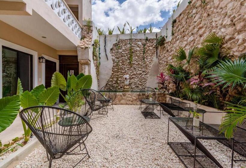 Hotel Colonial Zaci By Guru