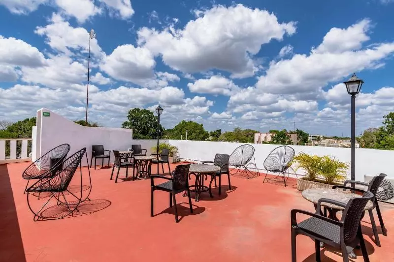 هتل Colonial Zaci By Guru