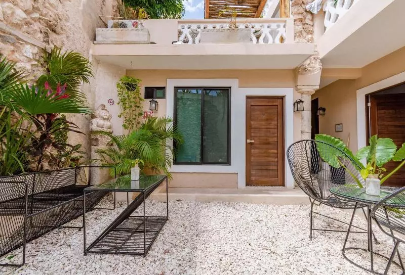 هتل Colonial Zaci By Guru