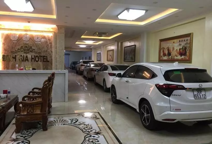 هتل Dinh Gia