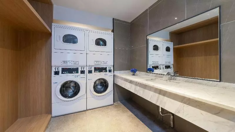 Hotelli Holiday Inn Express E Mei Qiliping By Ihg