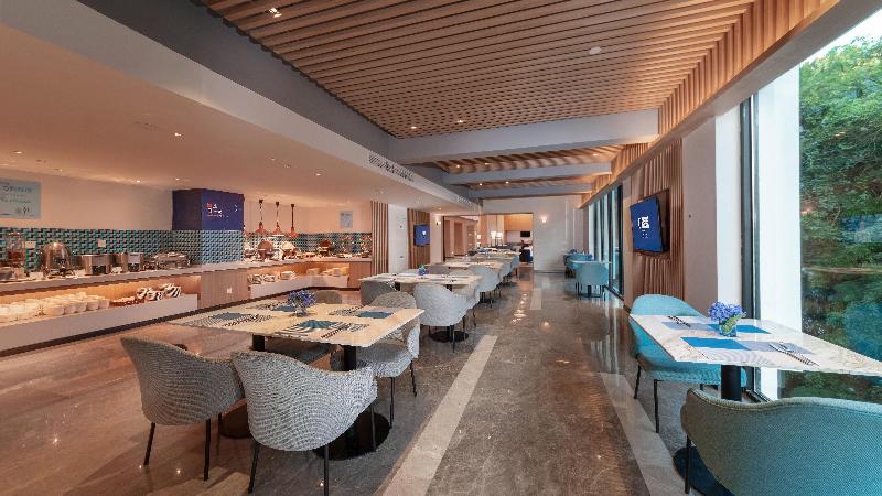 Hotel Holiday Inn Express E Mei Qiliping By Ihg