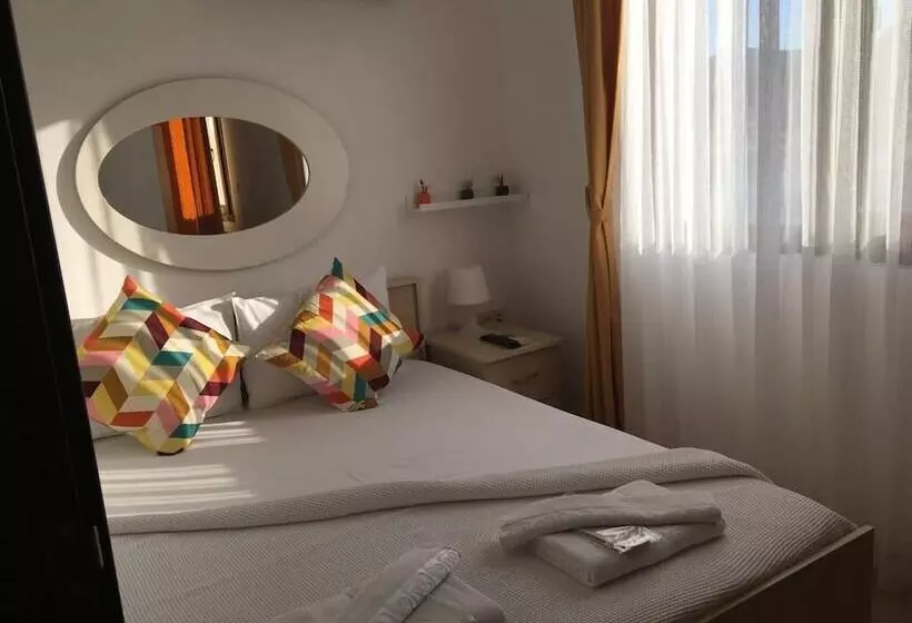 Hotelli Jasmine Butik Pansiyon