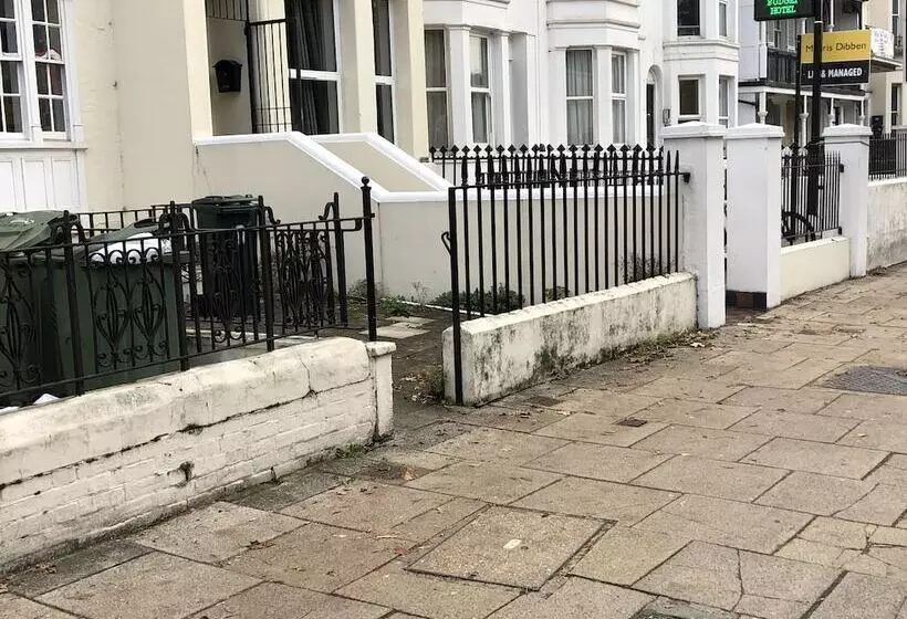 Portsmouth Budget Hotels