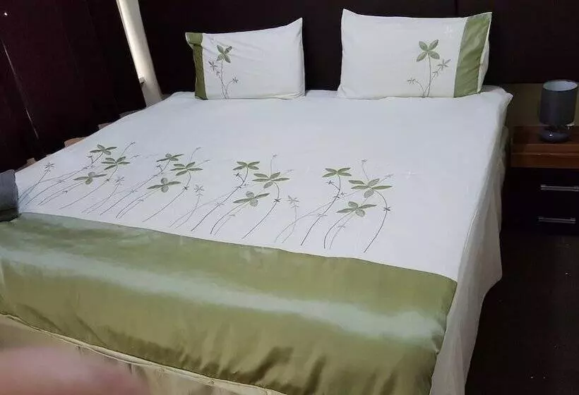 Portsmouth Budget Hotels