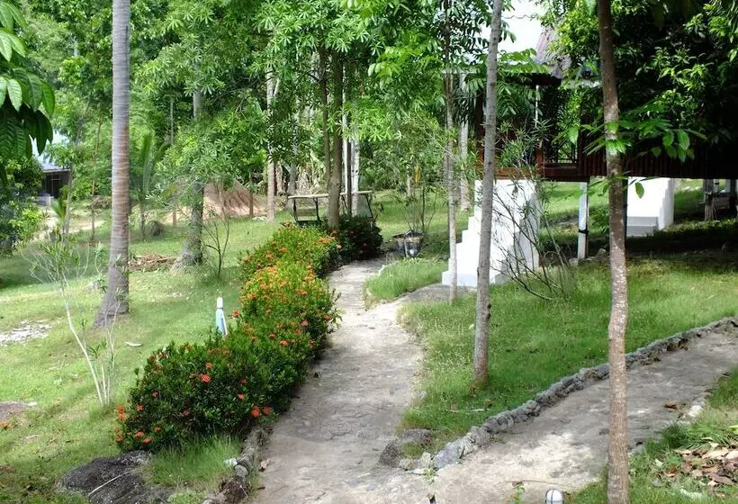 هتل Seashell Coconut Village Koh Tao