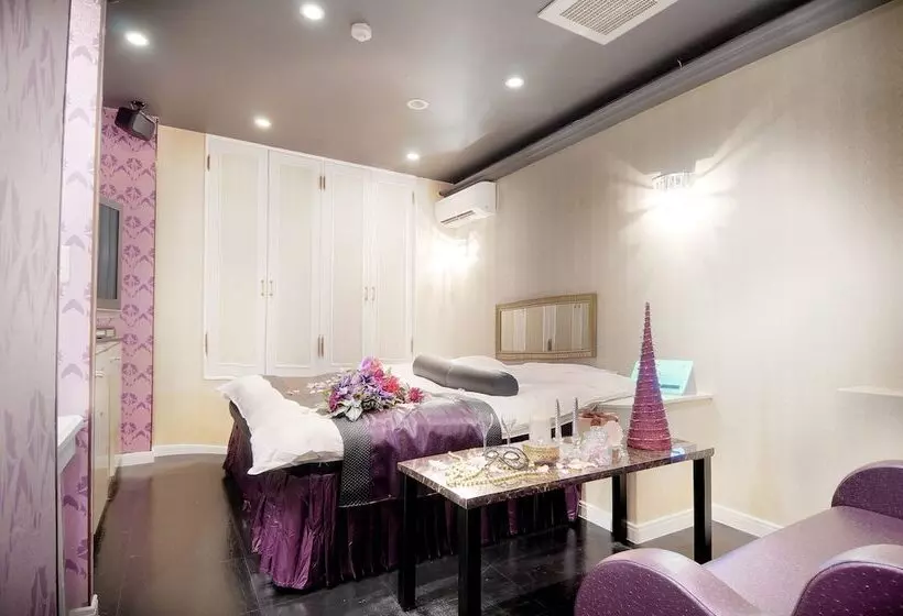 Ishidu Hotel Blanc Chapel Christmas   Adults Only