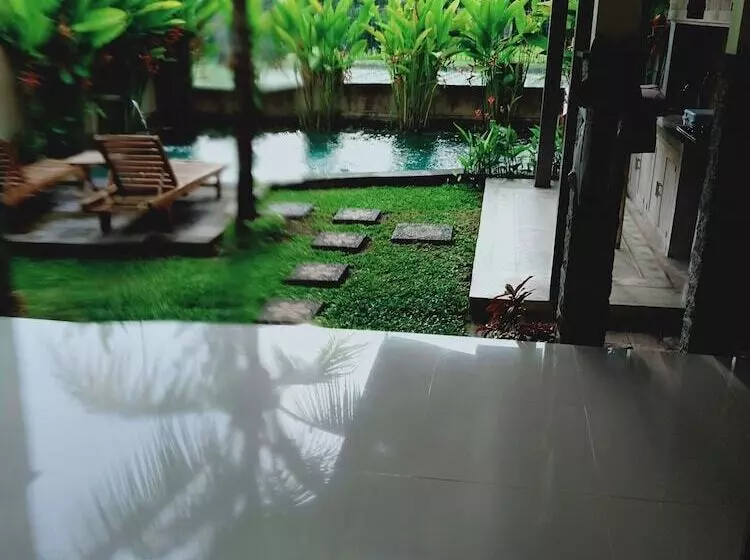 Mas Village Resort