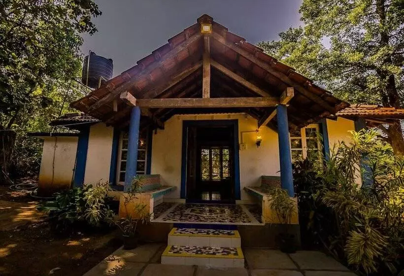 Oyo Home 19186 Antique 1bhk