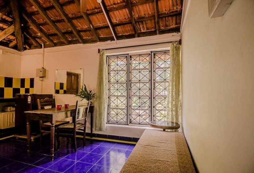 Oyo Home 19186 Antique 1bhk