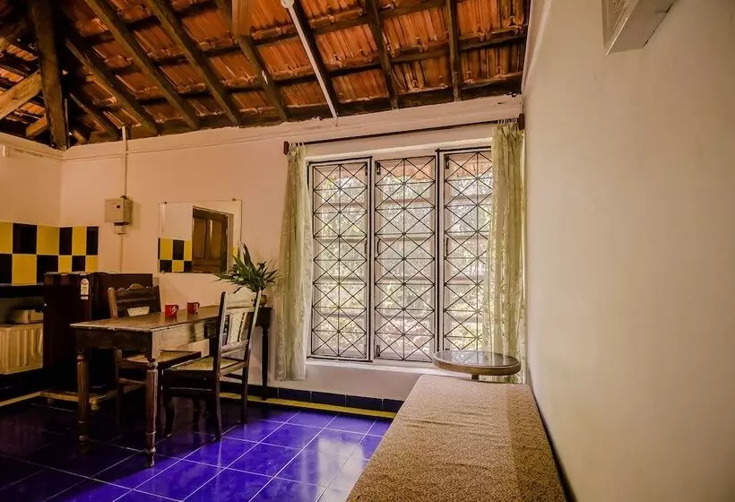 Oyo Home 19186 Antique 1bhk