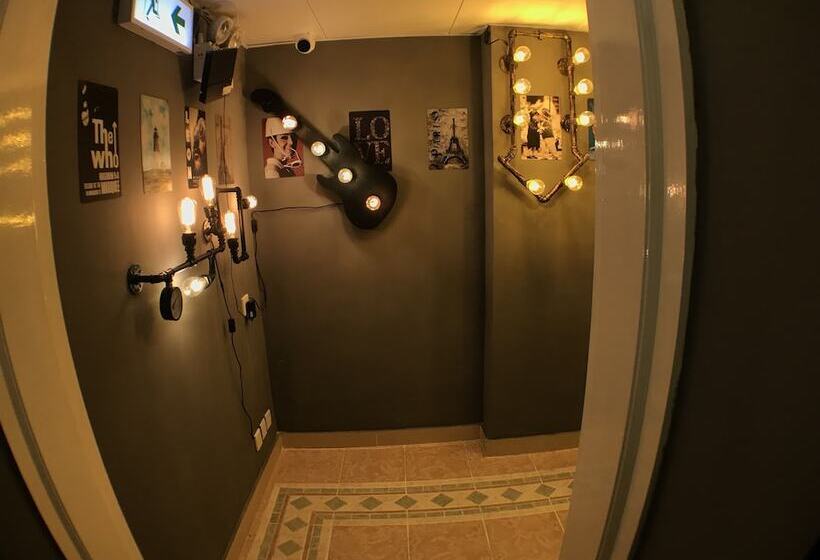 پانسیون Soso Hostel