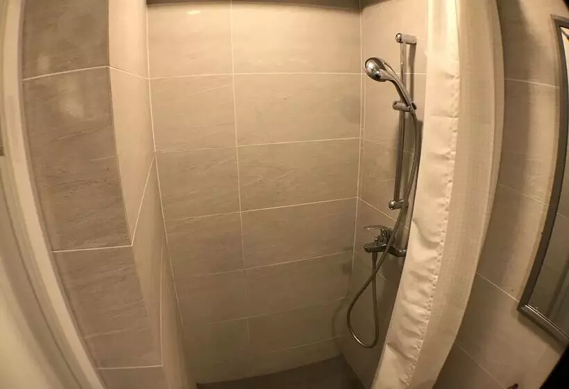 پانسیون Soso Hostel