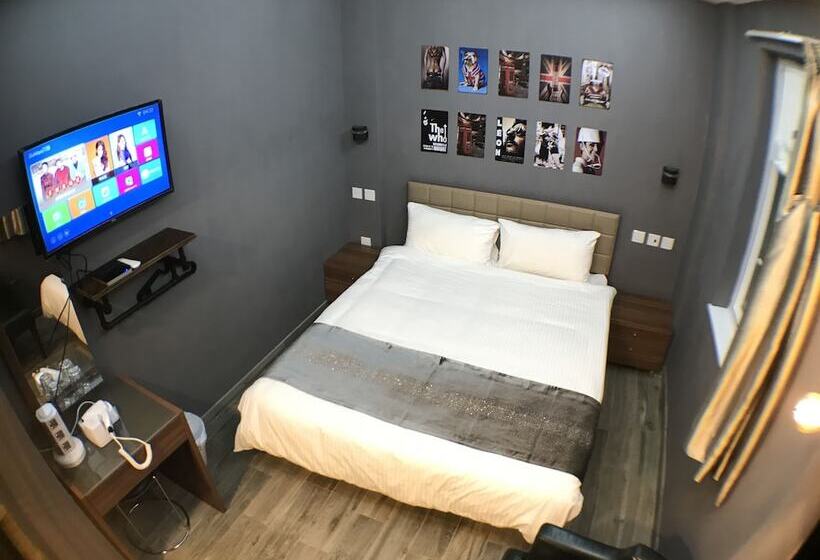 پانسیون Soso Hostel