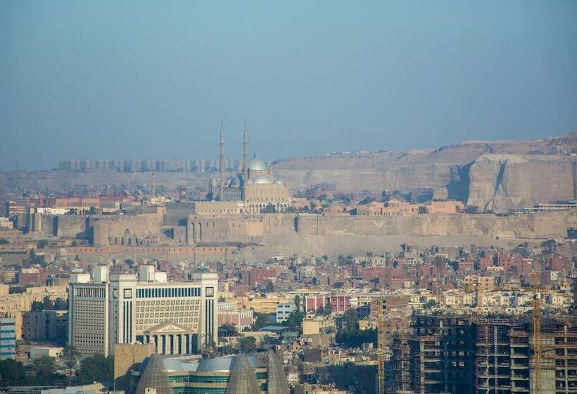 هتل Horizon Nile Plaza