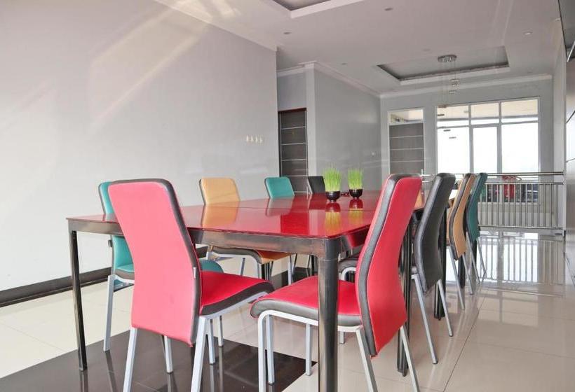 Hotelli Oyo 1572 Orange Residence Syariah