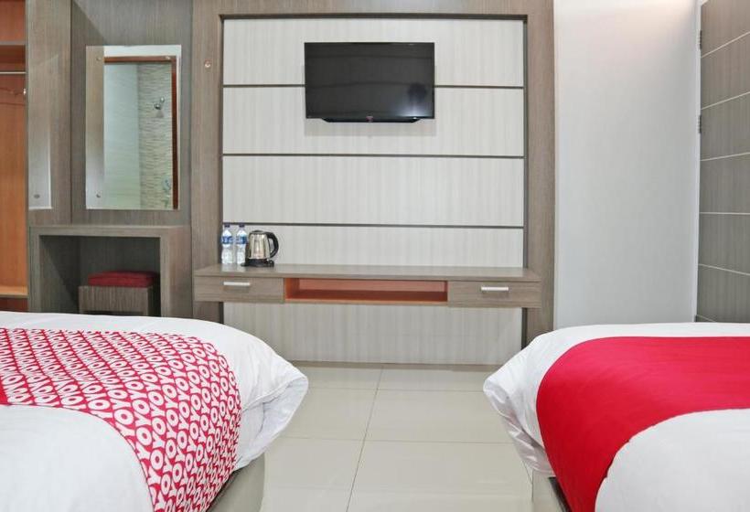 Hotelli Oyo 1572 Orange Residence Syariah