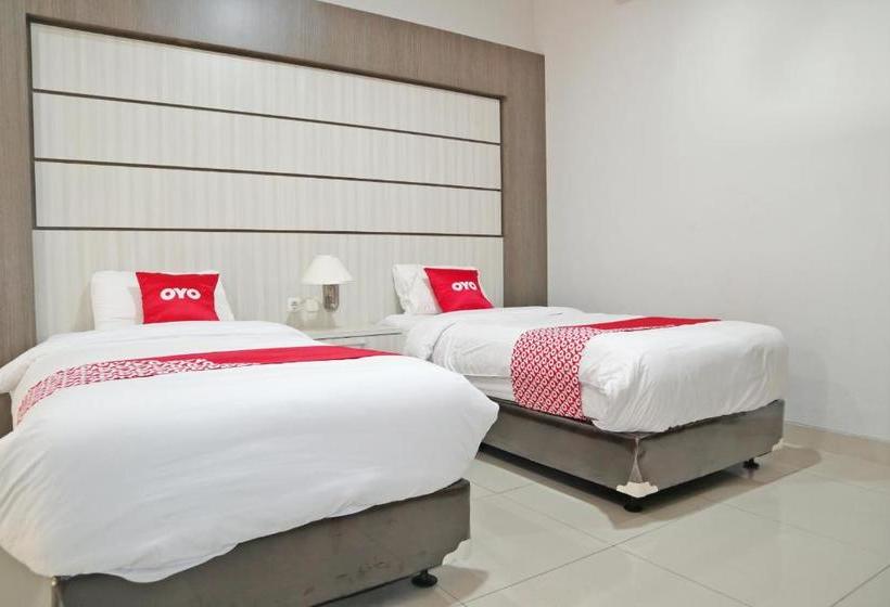 Hotelli Oyo 1572 Orange Residence Syariah