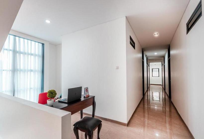 Szálloda Oyo 1580 D Rhea Syariah