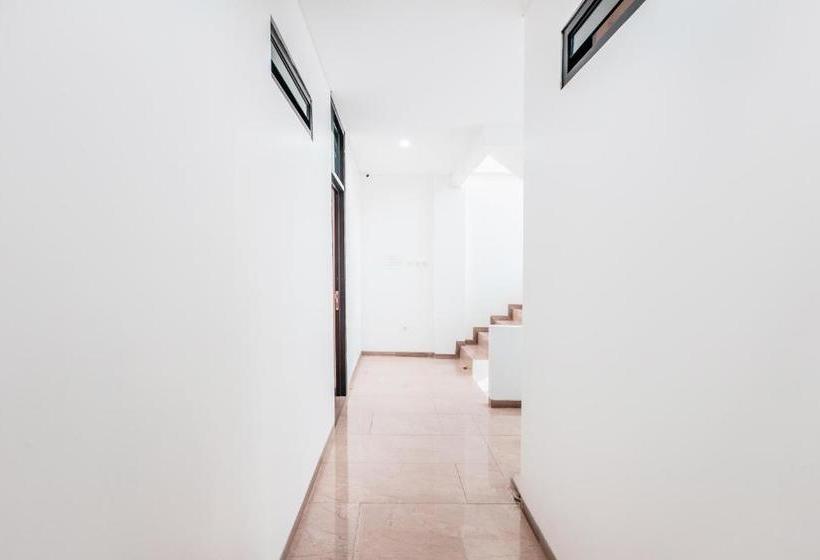 Szálloda Oyo 1580 D Rhea Syariah