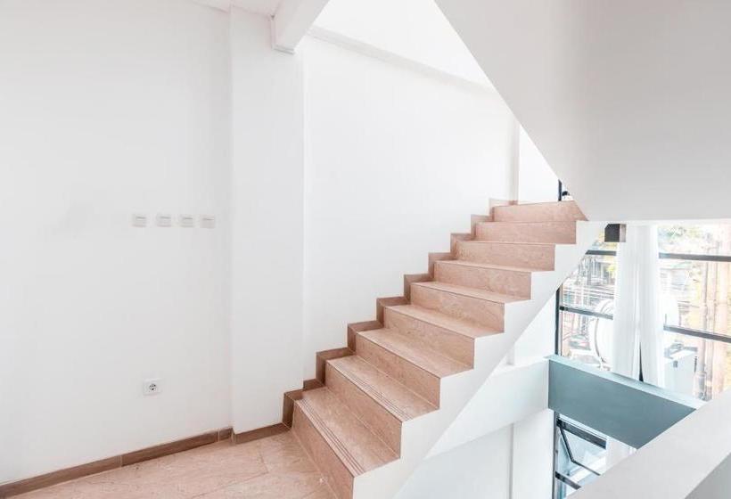 Szálloda Oyo 1580 D Rhea Syariah