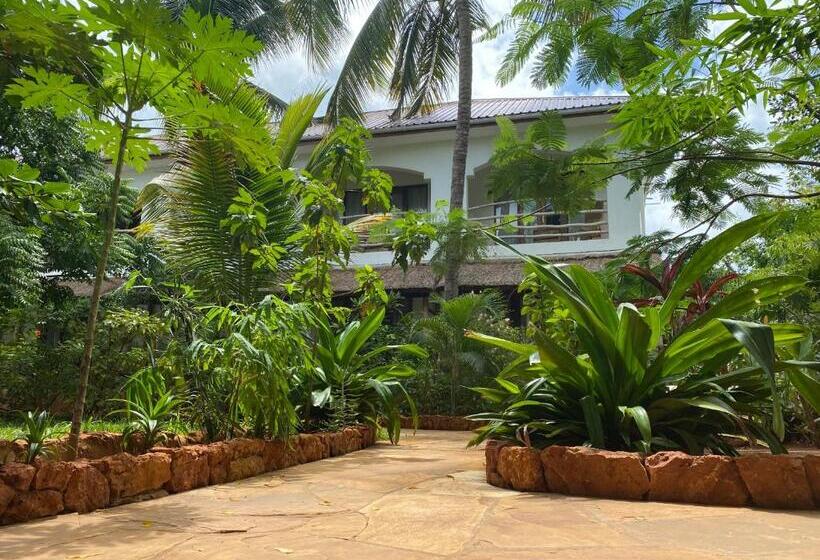 בית מלון כפרי Siri Beach Lodge