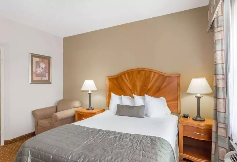 ホテル Baymont By Wyndham Asheville/biltmore