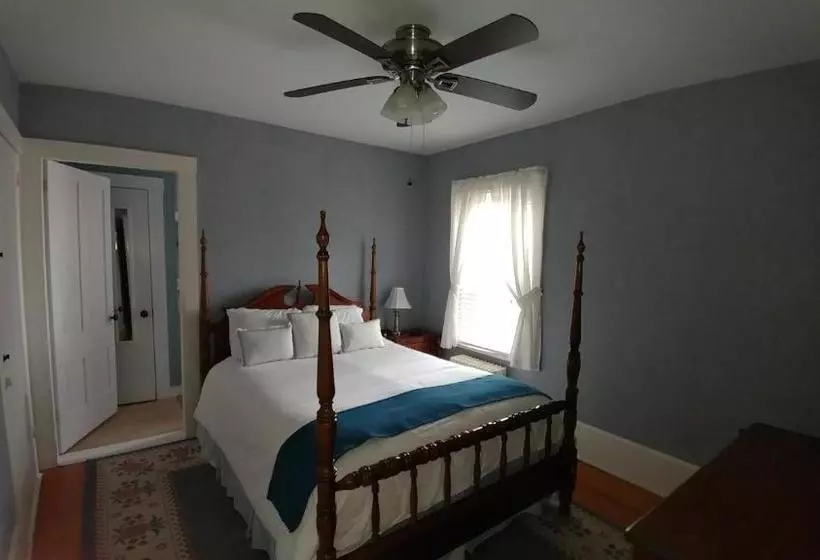 酒店 Benjamin Prescott Inn