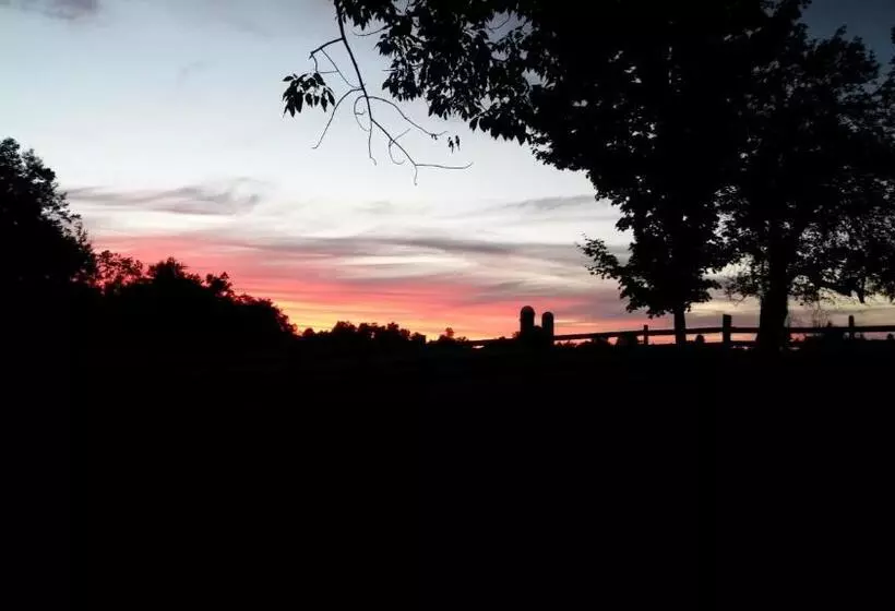 酒店 Benjamin Prescott Inn