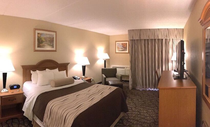 Отель Best Western Clifton Park
