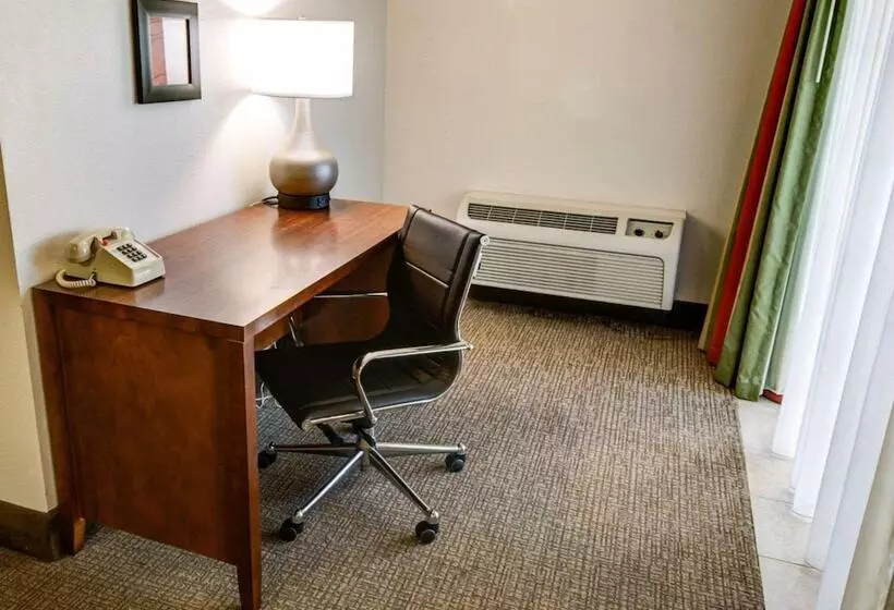 בית מלון כפרי Comfort Inn Redding Near I 5