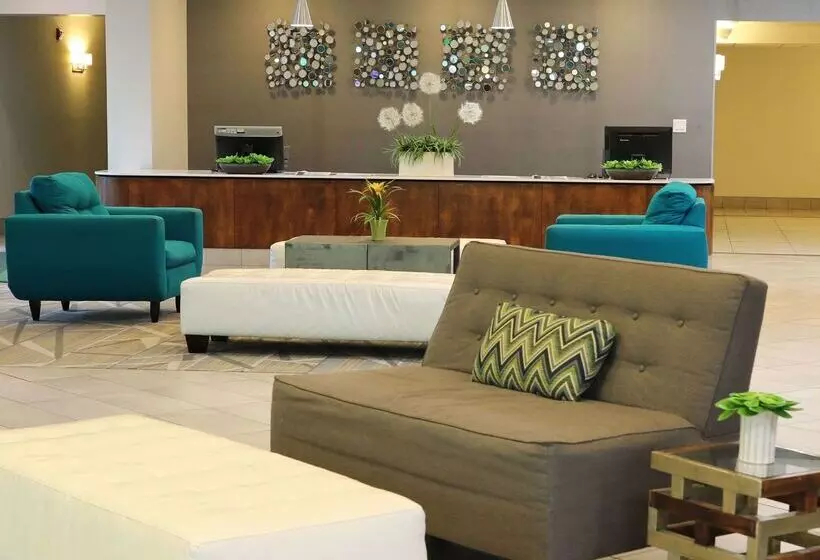 ホテル Doubletree By Hilton Omaha Southwest