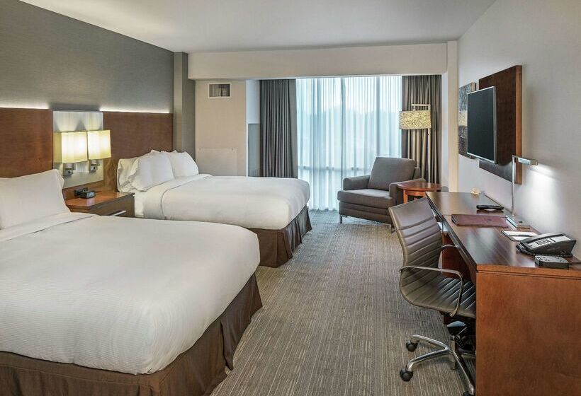 هتل Doubletree By Hilton Omaha Southwest