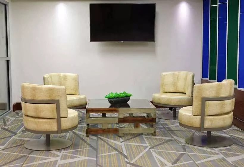 ホテル Doubletree By Hilton Omaha Southwest